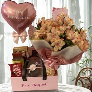 Cesta chocolate com flor astromelia