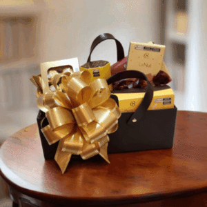 Cesta maleta chocolates finos